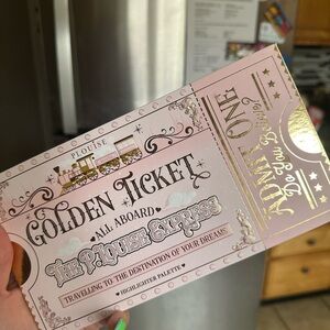 P.Louise Golden Ticket Highlighter Palette